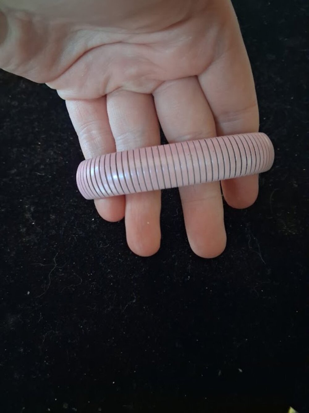 Pink stretchy bracelet